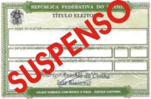 Quase 900 mil brasileiros estão com seus os direitos políticos suspensos titulo suspenso
